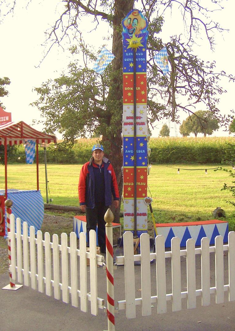Weihnachtsdekoration mieten & vermieten - Oktoberfest in Düsseldorf
