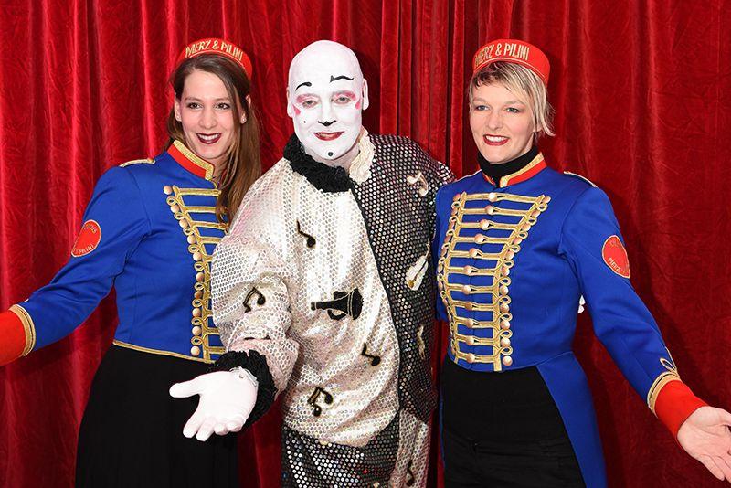 Karussell mieten & vermieten - Dekoration Circus-Variete-Jahrmarkt-Kirmes in Düsseldorf