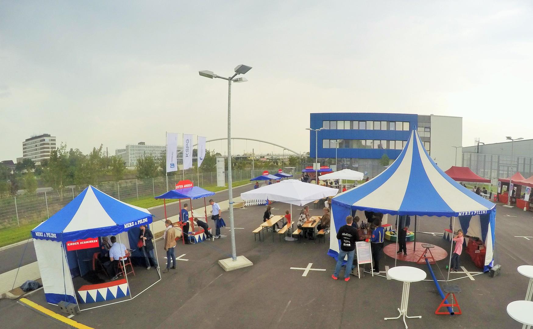 Trampoline mieten & vermieten - Jahrmarkt-Kirmes-Weihnachtsmarkt für Betriebsfest/Show/Messe in Düsseldorf