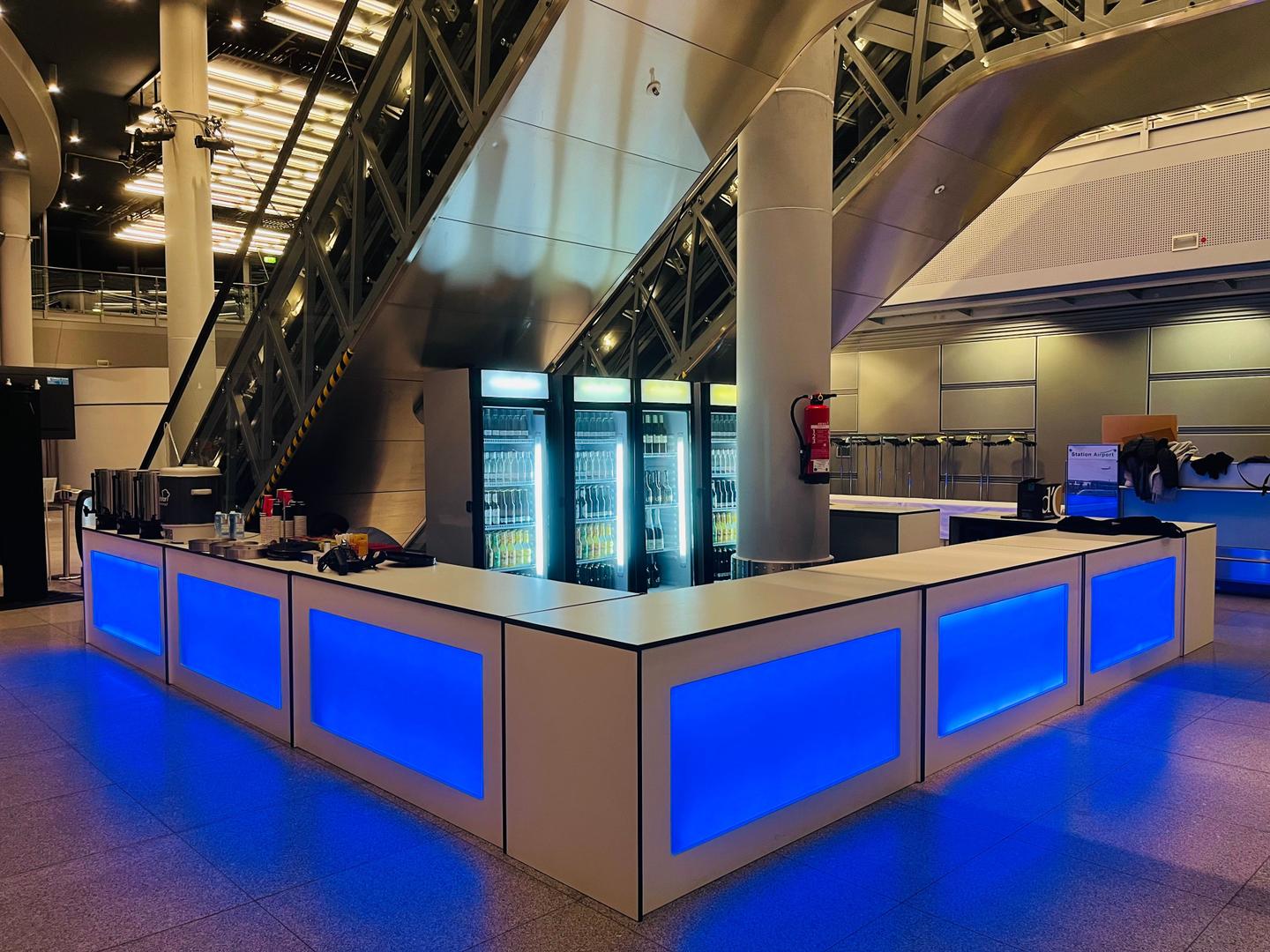 Bar Theke mieten & vermieten - LED Bar mieten – Modulare Leuchttheke mit Farbwechsel & Fernbedienung in Wuppertal