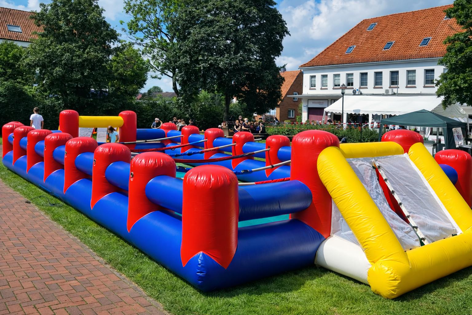 Menschenkicker mieten & vermieten - Menschenkicker / Humankicker / Menschlicher Tischfußball XXL mieten in Bramsche