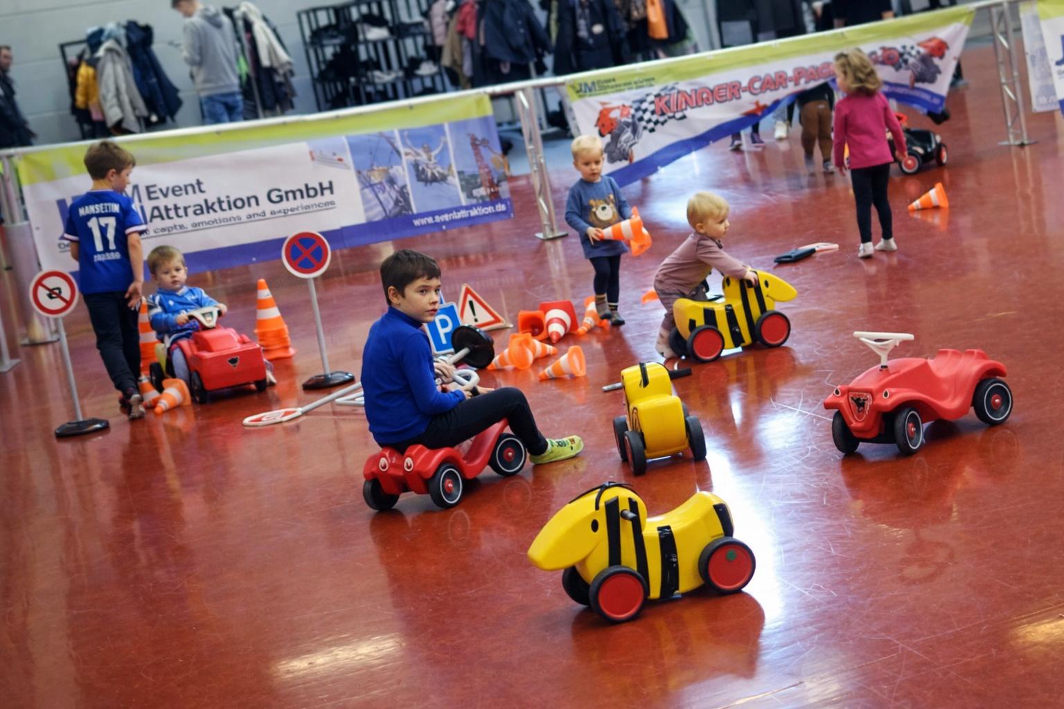 Parcours mieten & vermieten - Kinder-Car-Parkour mieten in Bramsche