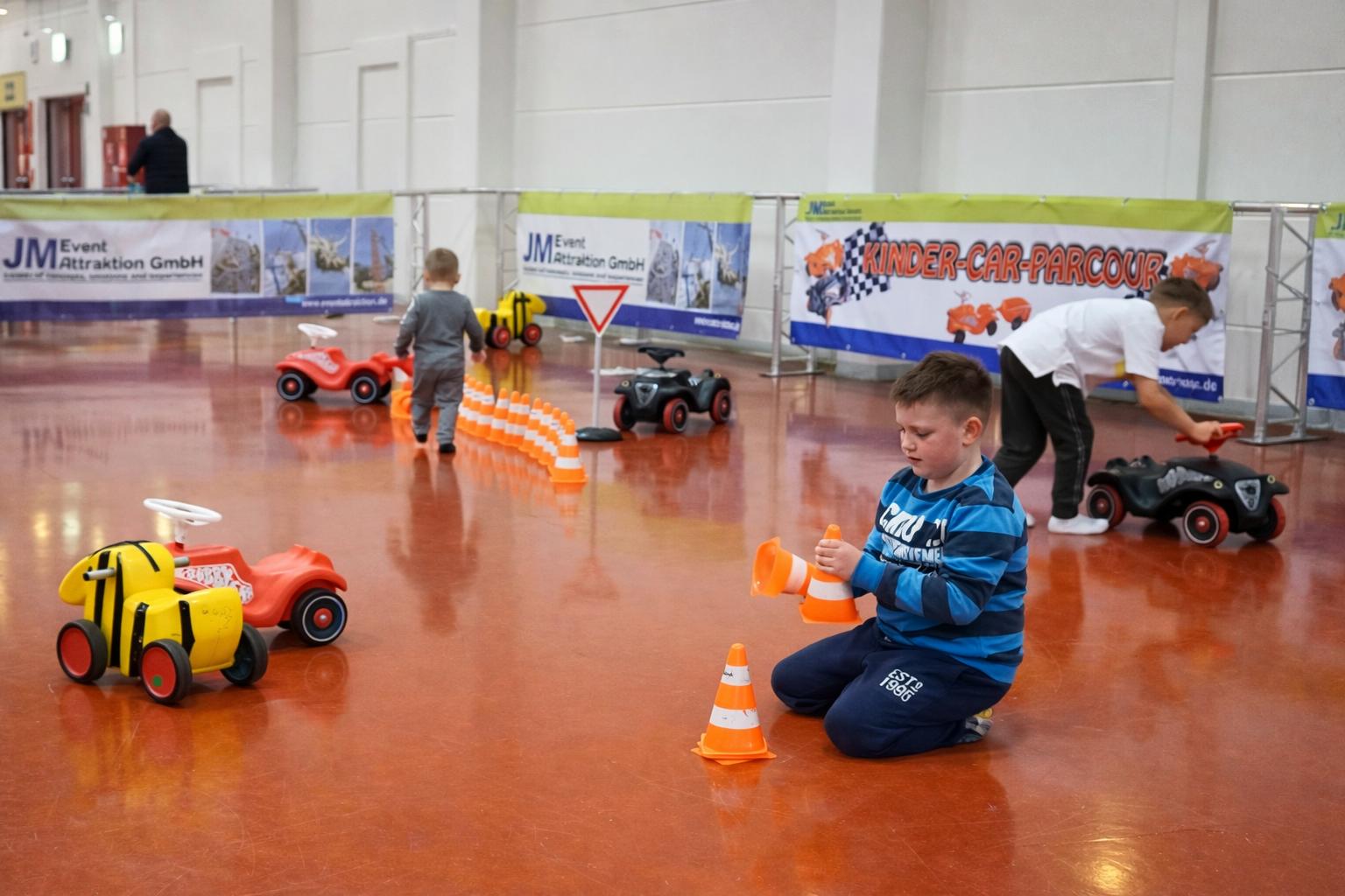 Parcours mieten & vermieten - Kinder-Car-Parkour mieten in Bramsche