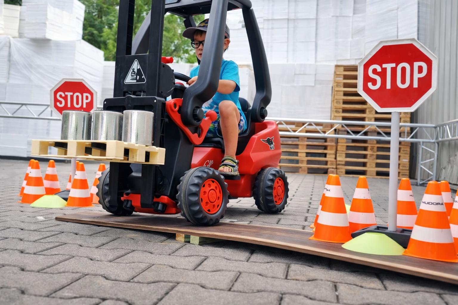 Parcours mieten & vermieten - Tretstapler-ParKour mieten in Bramsche