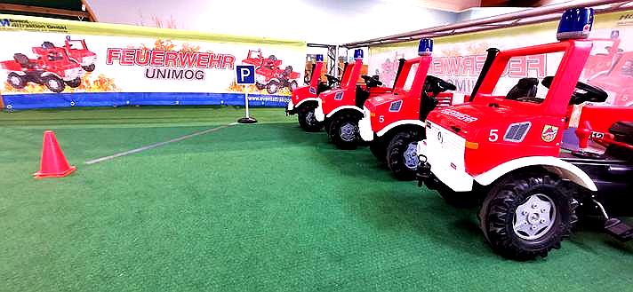 Funcars mieten & vermieten - Feuerwehr-Tret-Unimog-Parcours mieten in Bramsche