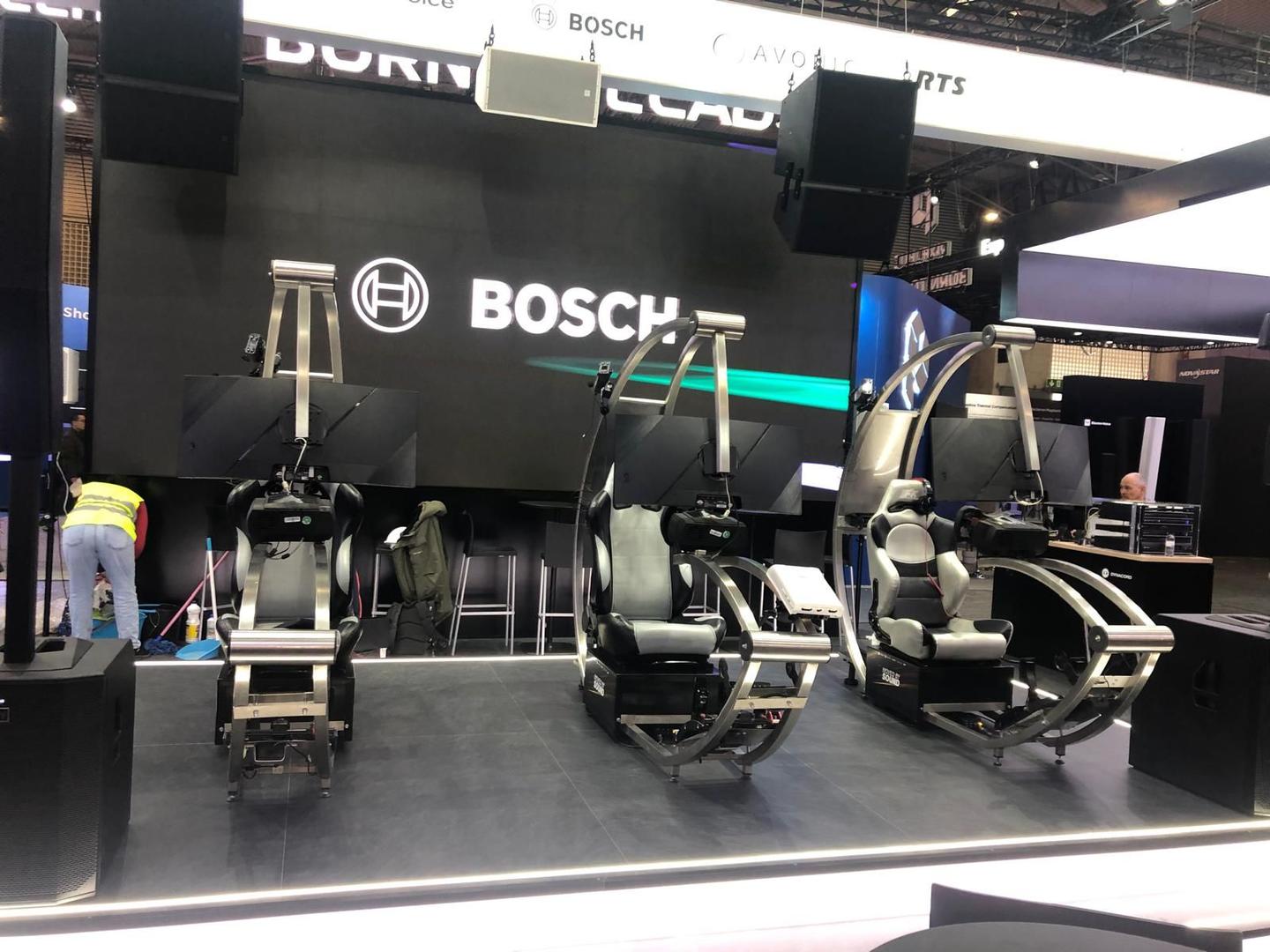 Simulatoren mieten & vermieten - Rennsimulator, Auto Simulator, Truck Simulator ( Fahrsimulator ) jetzt auch mit VR Brille (Virtual Reality) in Neukirchen-Vluyn