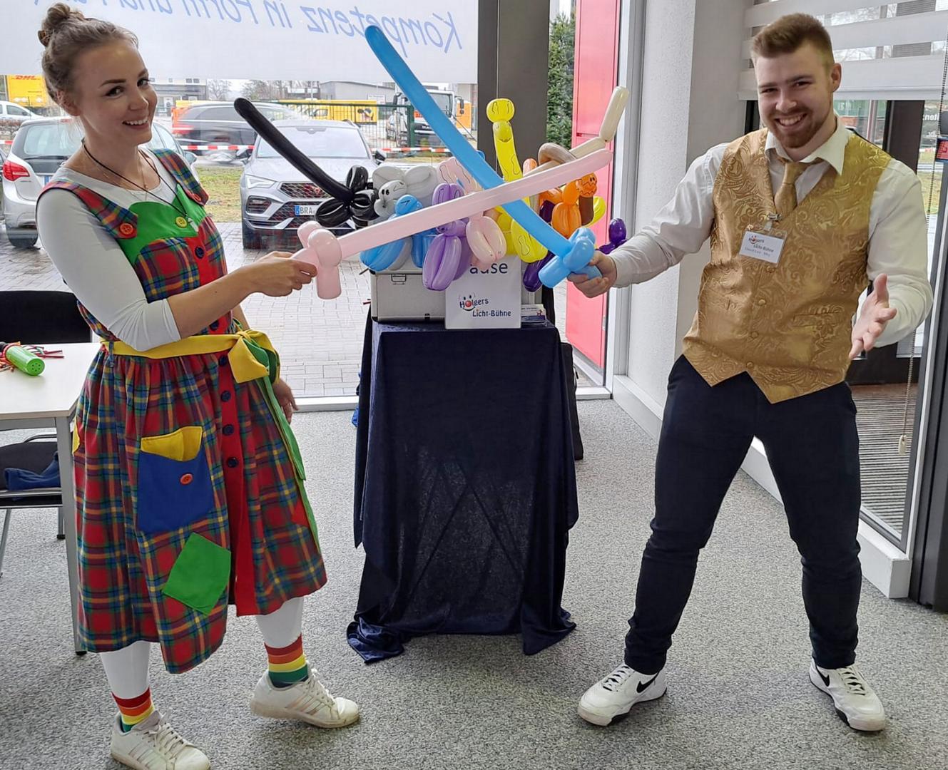 Ballonkünstler mieten & vermieten - fröhliche Ballonkunst- Ein Highlight auf jedem Event für Kinder- in Dortmund
