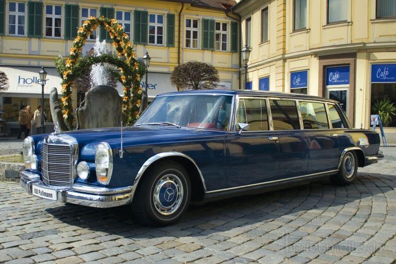 Limousinen mieten & vermieten - Mercedes 600 Pullman (W 100) mit Chauffeur in Ansbach