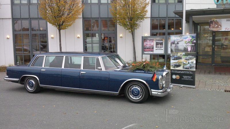 Limousinen mieten & vermieten - Mercedes 600 Pullman (W 100) mit Chauffeur in Ansbach