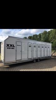 Toilettenwagen mieten & vermieten - Toilettenwagen Duschwagen Baustellentoilette in Holdorf