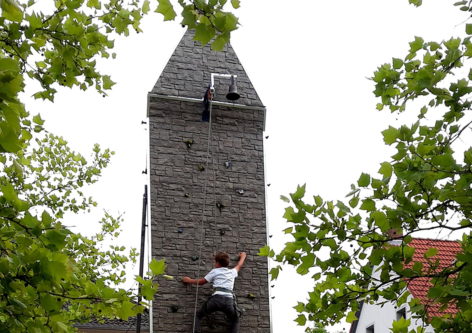 Kletterwand mieten & vermieten - Kletterwand Eiger - Co2 neutral - green event modul in Bramsche