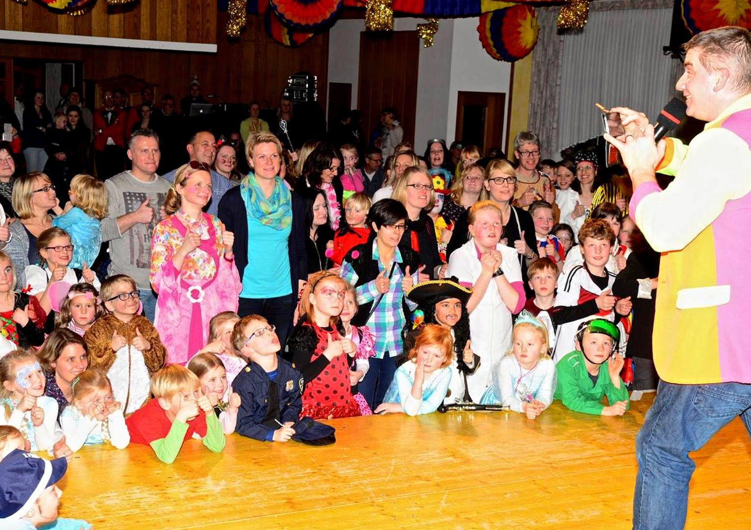 Mitmachzirkus mieten & vermieten - JOJOS Kinder-Karnevals- & Faschingsshow buchen in Bramsche