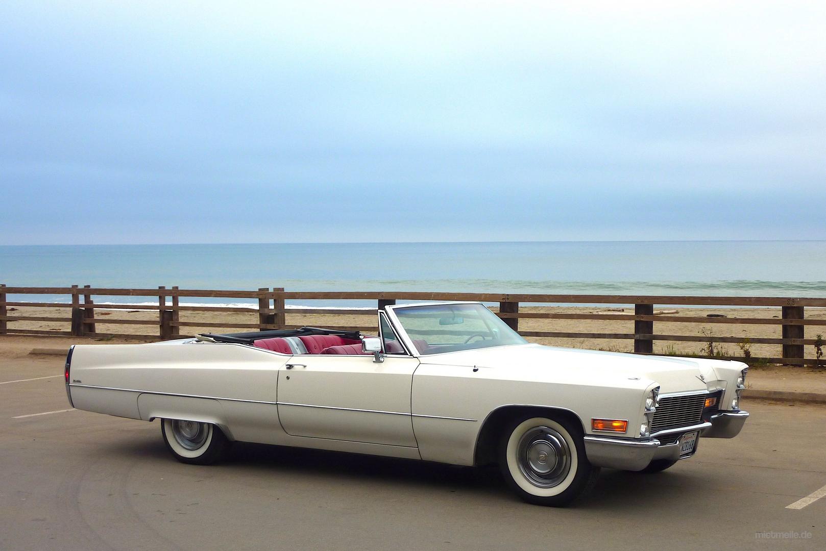 Oldtimer mieten & vermieten - Cadillac DeVille Convertible Bj.1968 CABRIOLET für Hochzeitsfahrten mit Chauffeur in Viersen