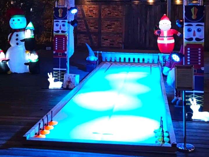 Curlingbahn mieten & vermieten - Eisstockschießen  -  XXL-Fun-Curling 8x2m  -  Eistockbahn 12x2m ***Teambuilding – Wettbewerb – Teamevent*** in Dresden