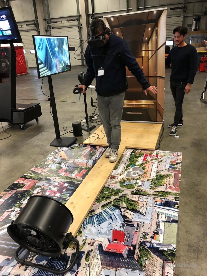 weitere Eventmodule mieten & vermieten - Virtual Reality Walk the Plank / Plank Experience in Neukirchen-Vluyn