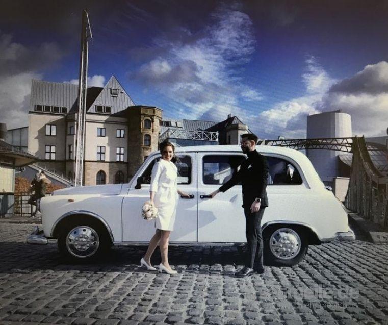 Hochzeitsauto mieten & vermieten - LondonTaxi/Wedding Kutsche in weiss zur Hochzeit-Fotoshooting-Hochzeitsauto-London Taxi in Köln