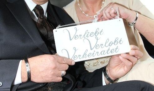 Hochzeitsauto mieten & vermieten - LondonTaxi/Wedding Kutsche in weiss zur Hochzeit-Fotoshooting-Hochzeitsauto-London Taxi in Köln