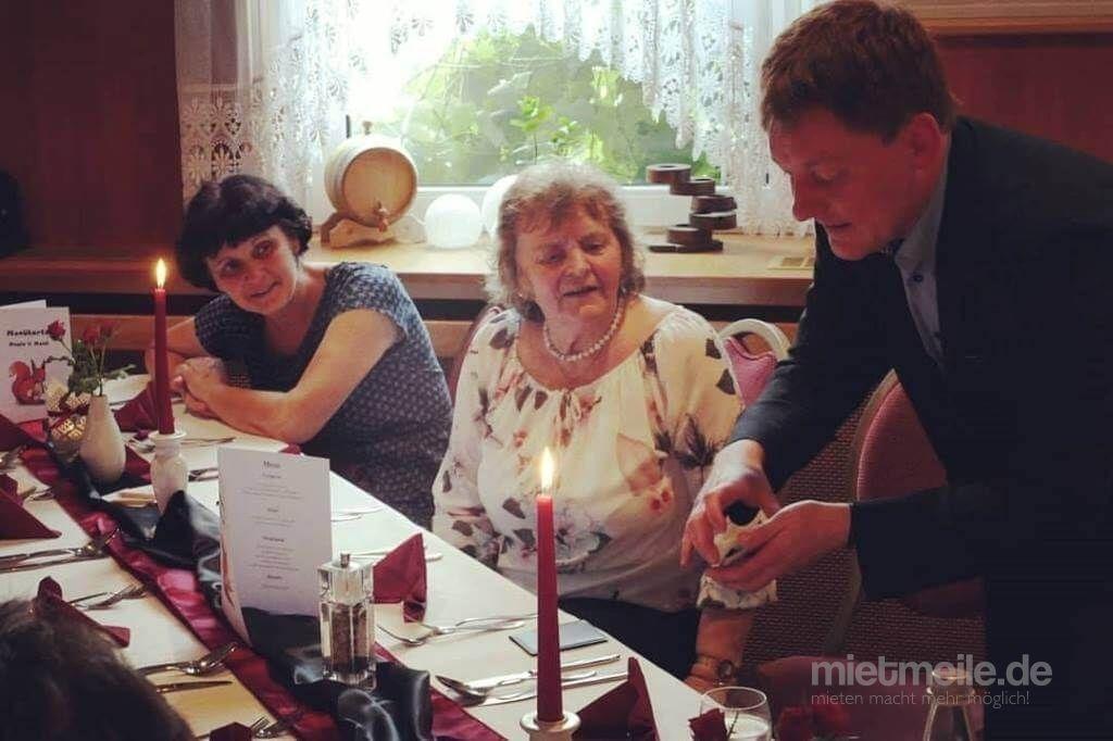 Magier & Zauberer mieten & vermieten - Magier Rene - Ihr Zauberer für beste Unterhaltung auf Ihrer Feier in Elsterwerda