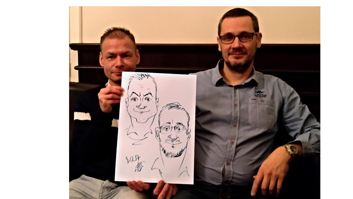 Schnellzeichner mieten & vermieten - Live - Schnellzeichner; Karikaturist und Showkünstler Antonia in Lengede