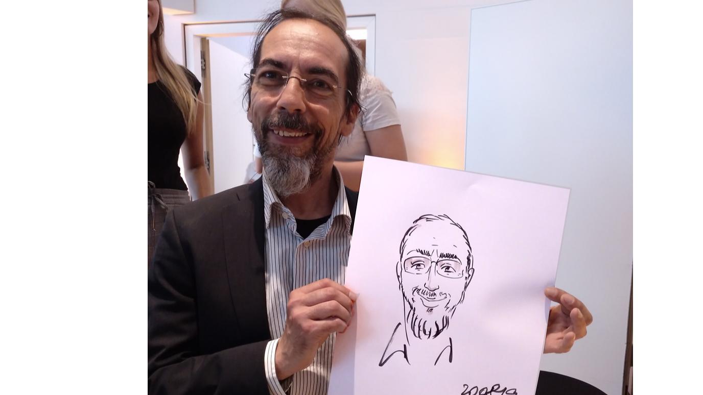 Schnellzeichner mieten & vermieten - Live - Schnellzeichner; Karikaturist und Showkünstler Antonia in Lengede