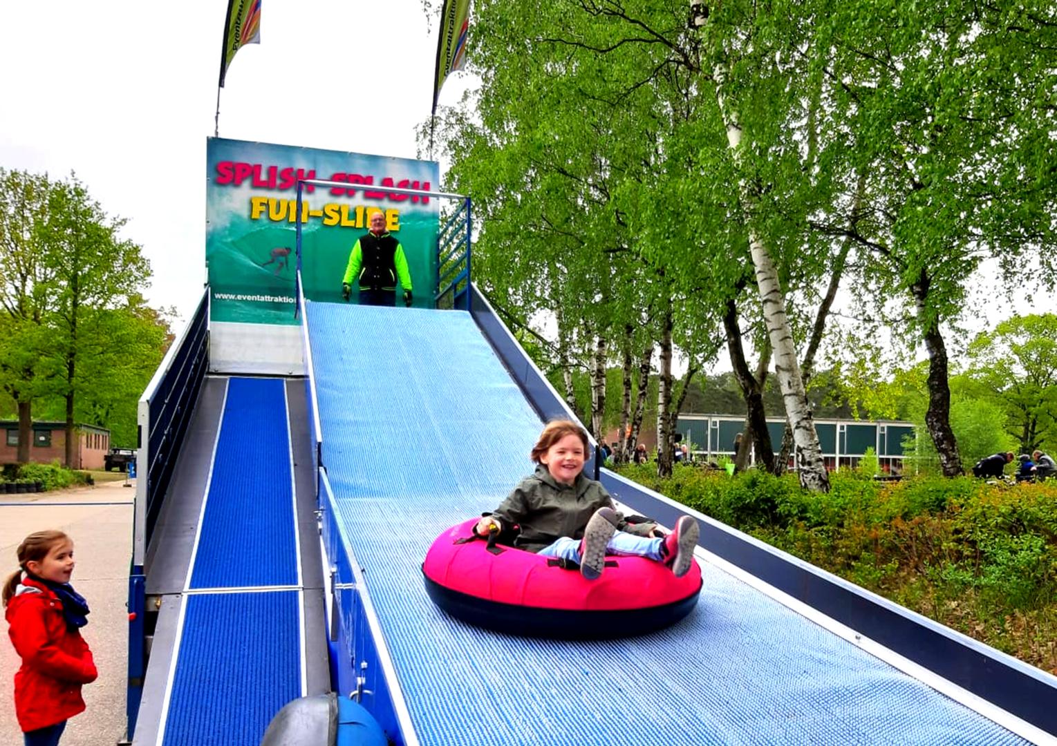 weitere Eventmodule mieten & vermieten - Fun Slide – mobile Sommerrodelbahn– Co2 neutral - Tubingbahn - Reifenrutsche - green event modul in Bramsche
