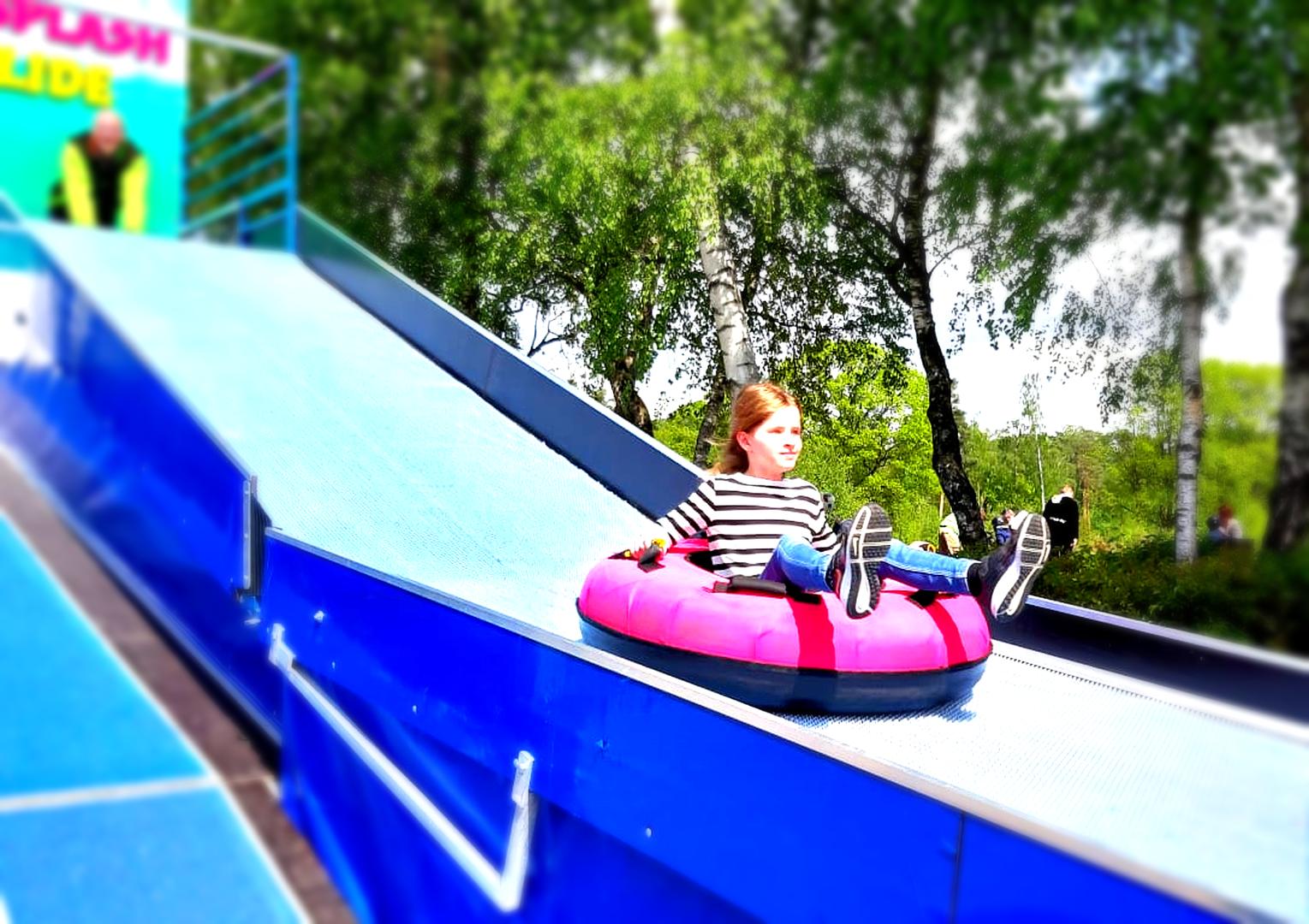 weitere Eventmodule mieten & vermieten - Fun Slide – mobile Sommerrodelbahn– Co2 neutral - Tubingbahn - Reifenrutsche - green event modul in Bramsche