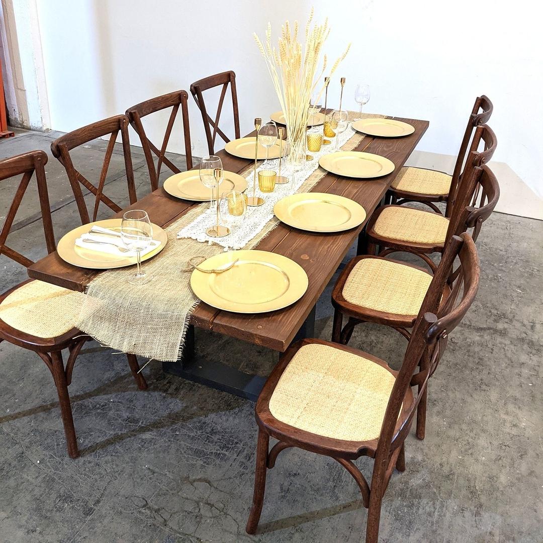 Stühle mieten & vermieten - Exklusiver Crossback Stuhl mieten – Rustikaler Holzstuhl für Vintage-Hochzeiten & Events in Wuppertal