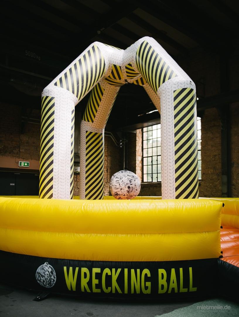 weitere Eventmodule mieten & vermieten - Wrecking Ball / Pendelball / Swing Off / Riesenpendel / Hüpfburg / Menschenkegel in Sankt Ingbert