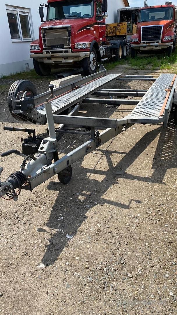 Autoanhänger mieten & vermieten - Autotransportanhänger 3,5t in Crossen an der Elster