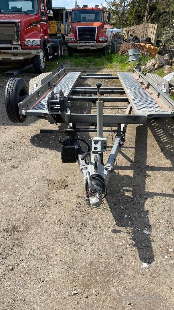 Autoanhänger mieten & vermieten - Autotransportanhänger 3,5t in Crossen an der Elster
