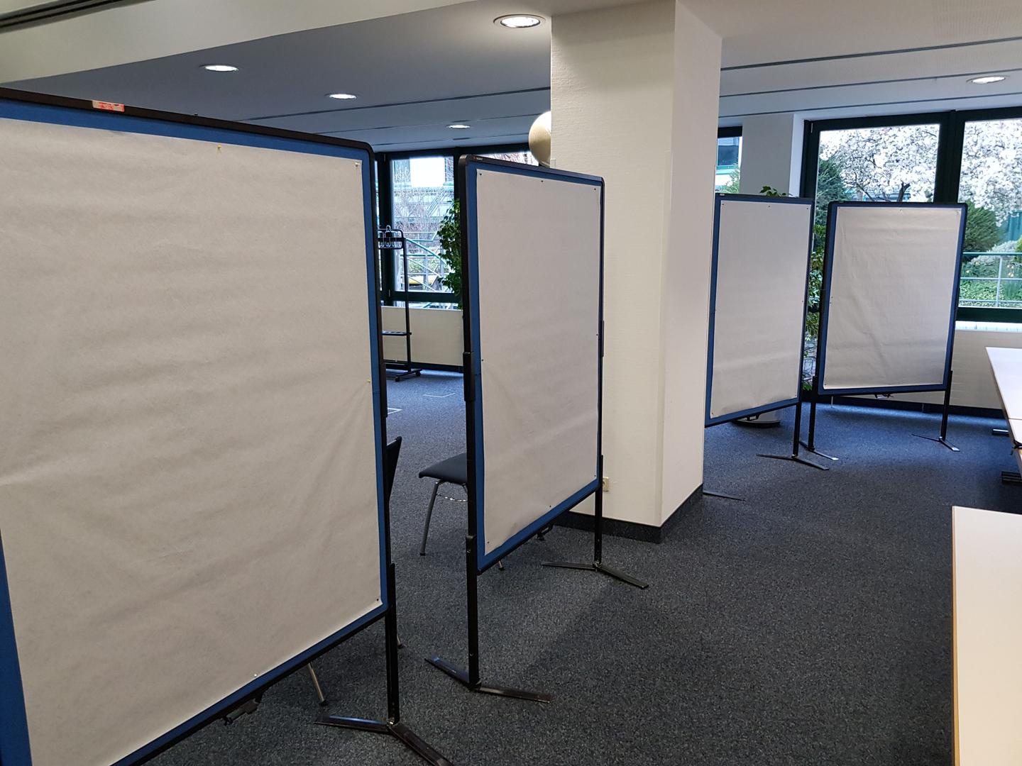 Bierzeltgarnitur mieten & vermieten - Festzeltgarnitur XXL  mit 220x70cm Tisch in Bonn