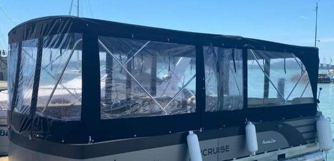 Junggesellenabschied mieten & vermieten - Junggesellenabschied, Geburtstagsparty für bis zu 23 Personen auf dem Partyboot/Partyfloß in Oberhausen