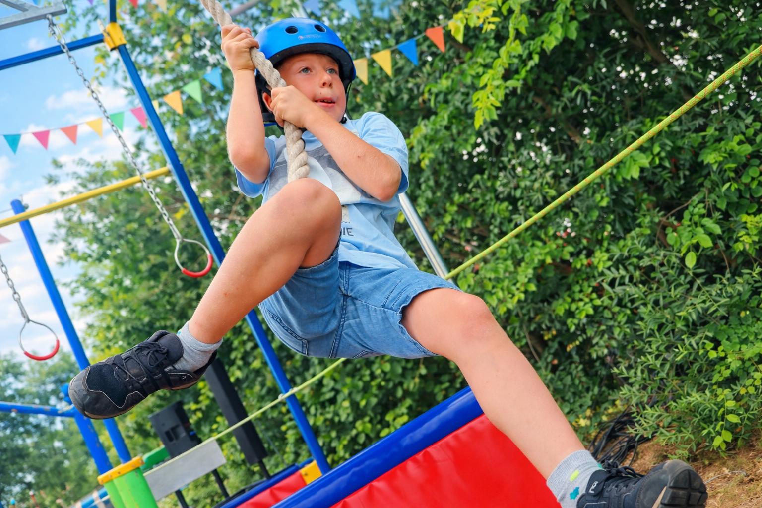 Klettergeräte mieten & vermieten - Ninja Warrior Parcour / Ninja Action Parcour mieten in Bramsche