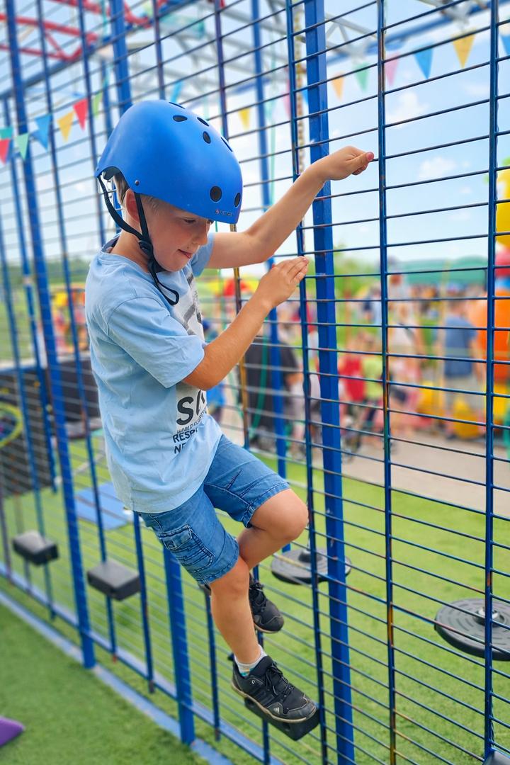 Klettergeräte mieten & vermieten - Ninja Warrior Parcour / Ninja Action Parcour mieten in Bramsche