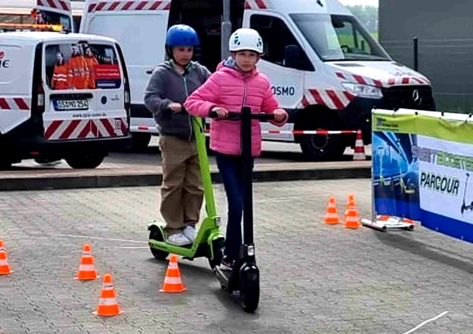 Funcars mieten & vermieten - E-Scooter Fun-Parkour mieten in Bramsche