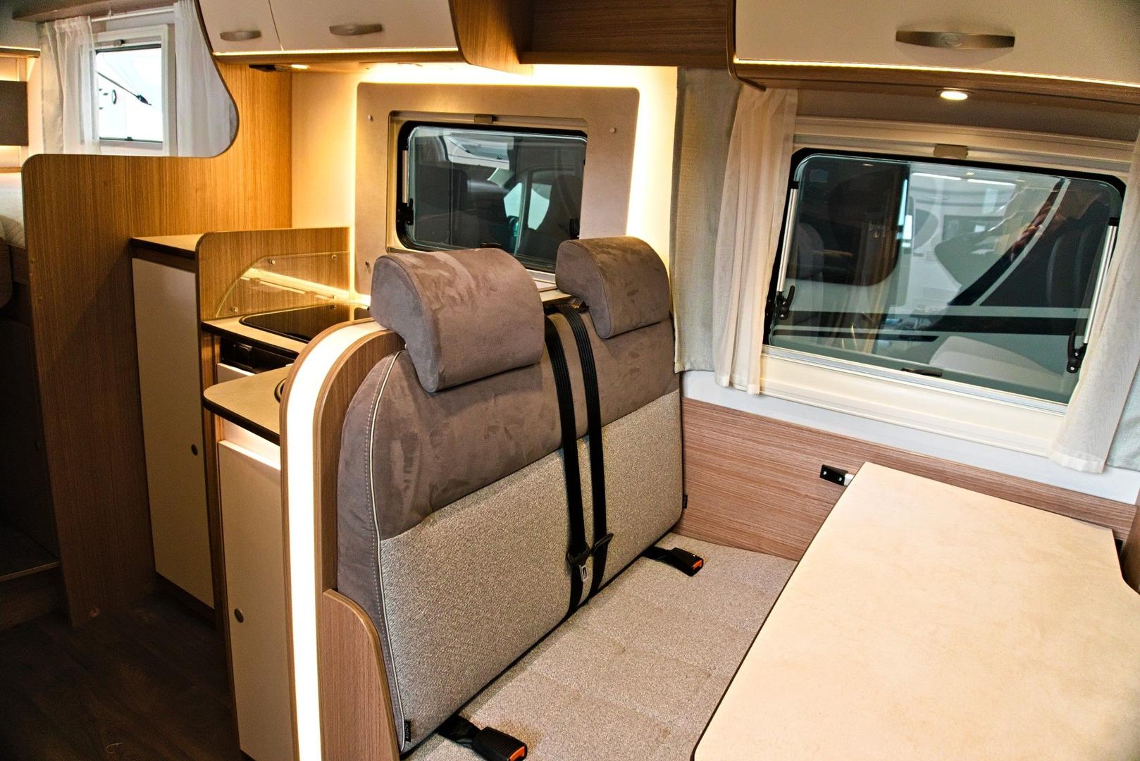 Wohnmobile mieten & vermieten - Carado T338 mit Hubbett in Marl