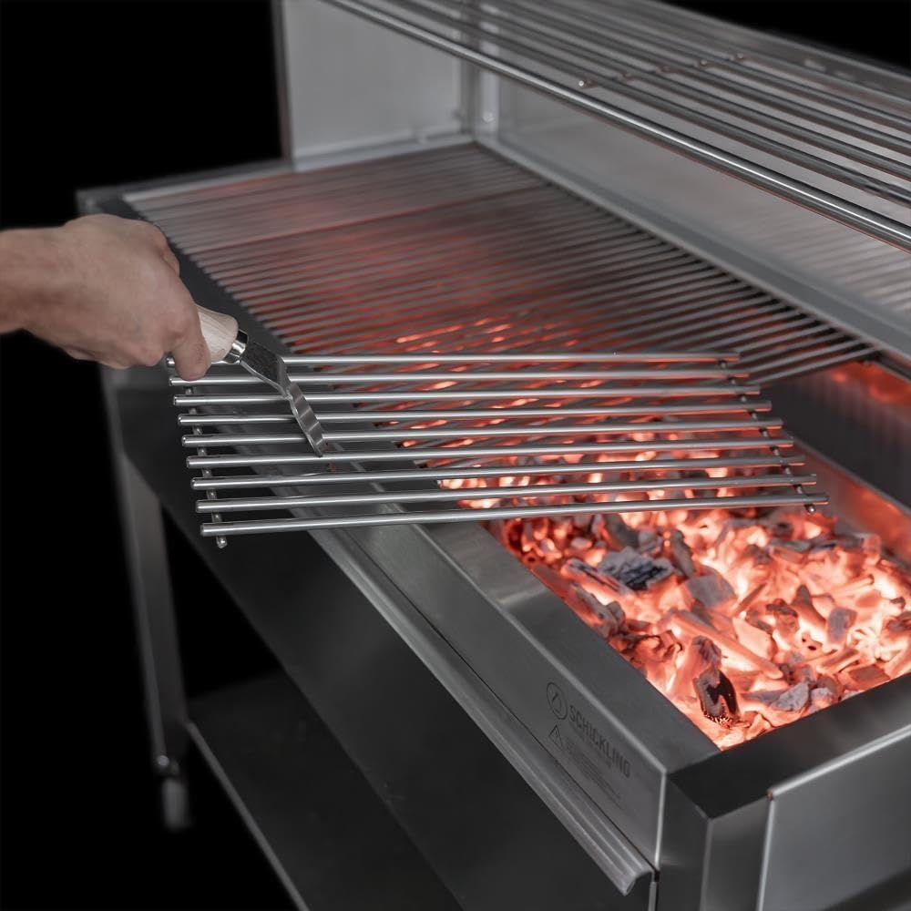 Grill & Ofen mieten & vermieten - Gastrogrill Gastro Holzkohlegrill Profigrill Edelstahlgrill XXL Grill Holzkohle 4 Lenkrollen 8 mm in Elsdorf (Rheinland)