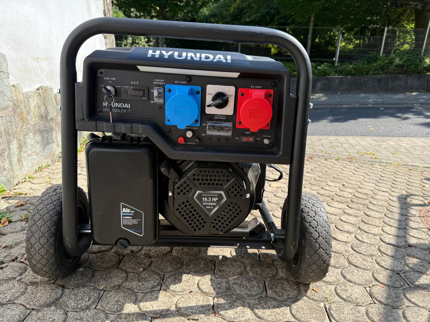 Stromgenerator mieten & vermieten - Stromaggregat / Generator 7,2kW 230/400W in Hofheim am Taunus