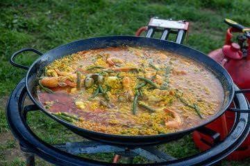 Koch- & Backgeräte mieten & vermieten - Paella-Kochset Grillpfanne (Eco-Set) mit Paella-Pfanne aus emailliertem Stahl 46 cm Gasbrenner 40cm in Elsdorf (Rheinland)