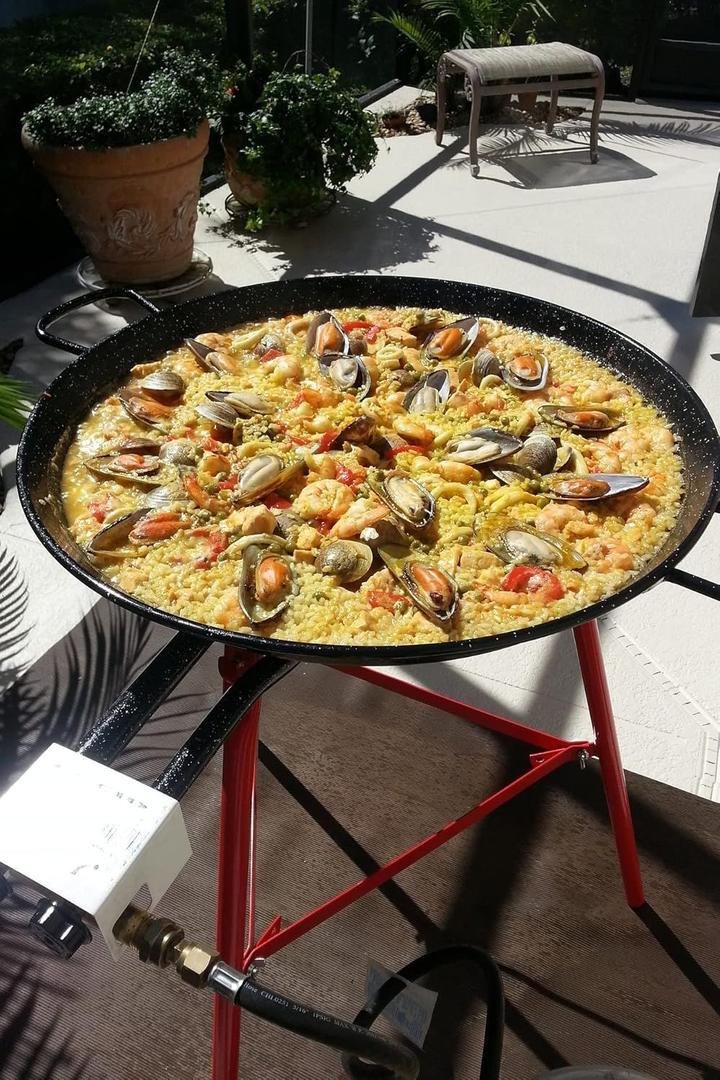 Koch- & Backgeräte mieten & vermieten - Paella-Kochset Grillpfanne (Eco-Set) mit Paella-Pfanne aus emailliertem Stahl 46 cm Gasbrenner 40cm in Elsdorf (Rheinland)