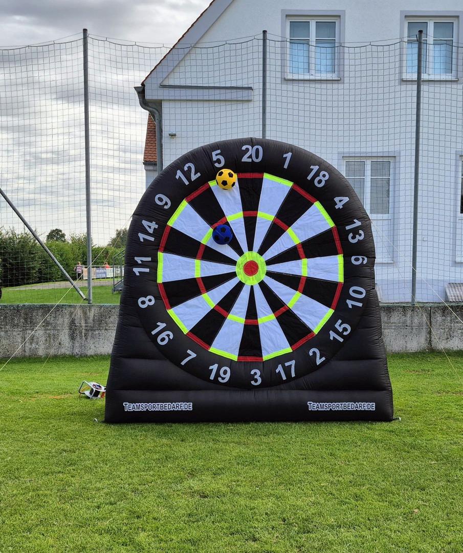 Fußball-Dart mieten & vermieten - Fußballdart - XXL Dart - Fußball Dart 3m in Königsbrunn
