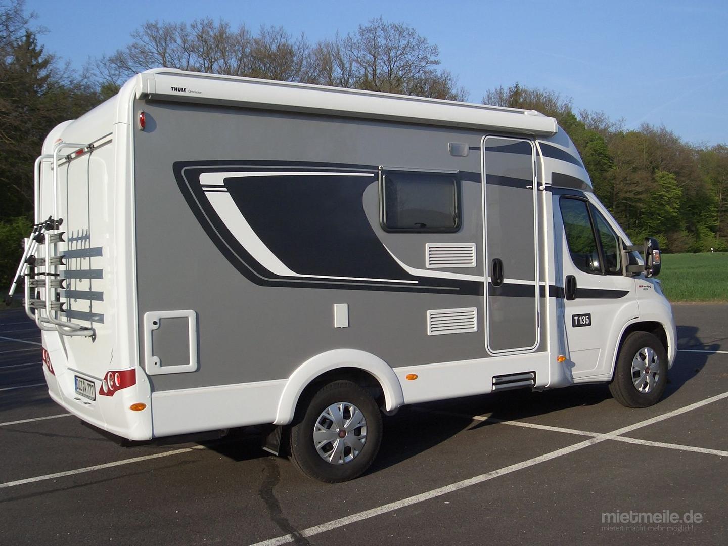 NEU!!! Wohnmobil Carado T9, nur 9,9m lang, franz. Bett,9 PS, kompakter Alleskönner in Mainz, Limburg, Wiesbaden, Koblenz, Westerwald, Diez mieten NEU!!! Wohnmobil Carado T9, nur 9,9m lang, franz. Bett,9 PS, kompakter Alleskönner in Mainz, Limburg, Wiesbaden, Koblenz, Westerwald, Diez mieten