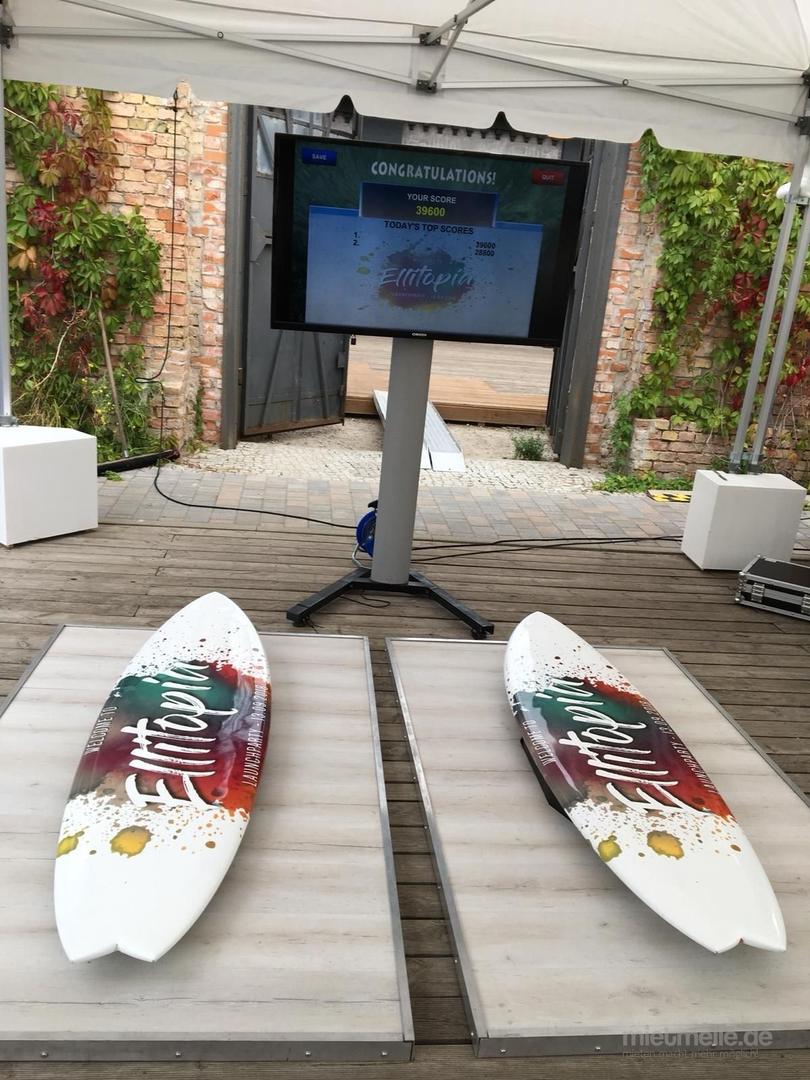 Simulatoren mieten & vermieten - Multimedia Surf Simulator mit Software Branding!!! (Surfsimulator ) in Neukirchen-Vluyn