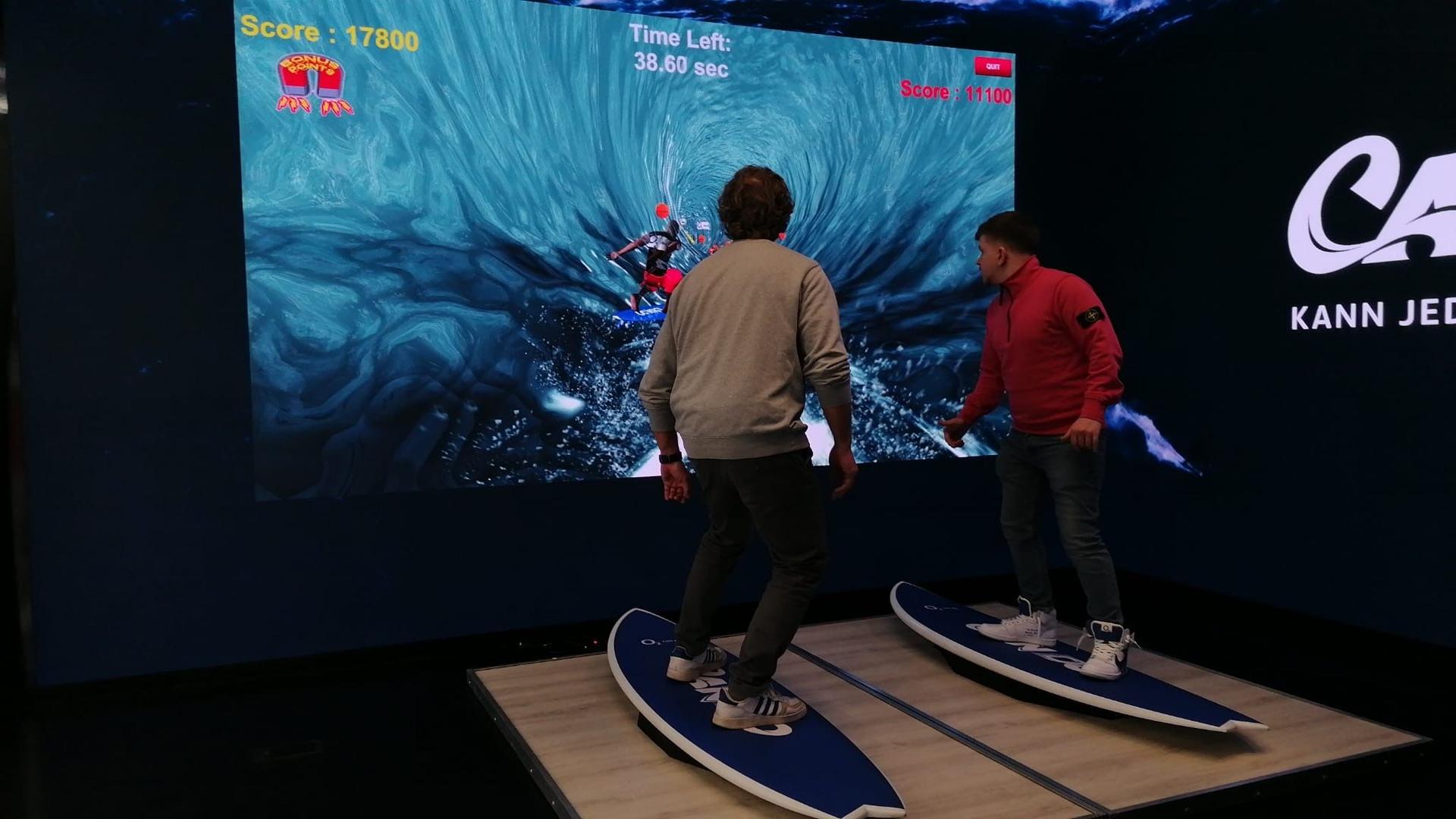 Simulatoren mieten & vermieten - Multimedia Surf Simulator mit Software Branding!!! (Surfsimulator ) in Neukirchen-Vluyn