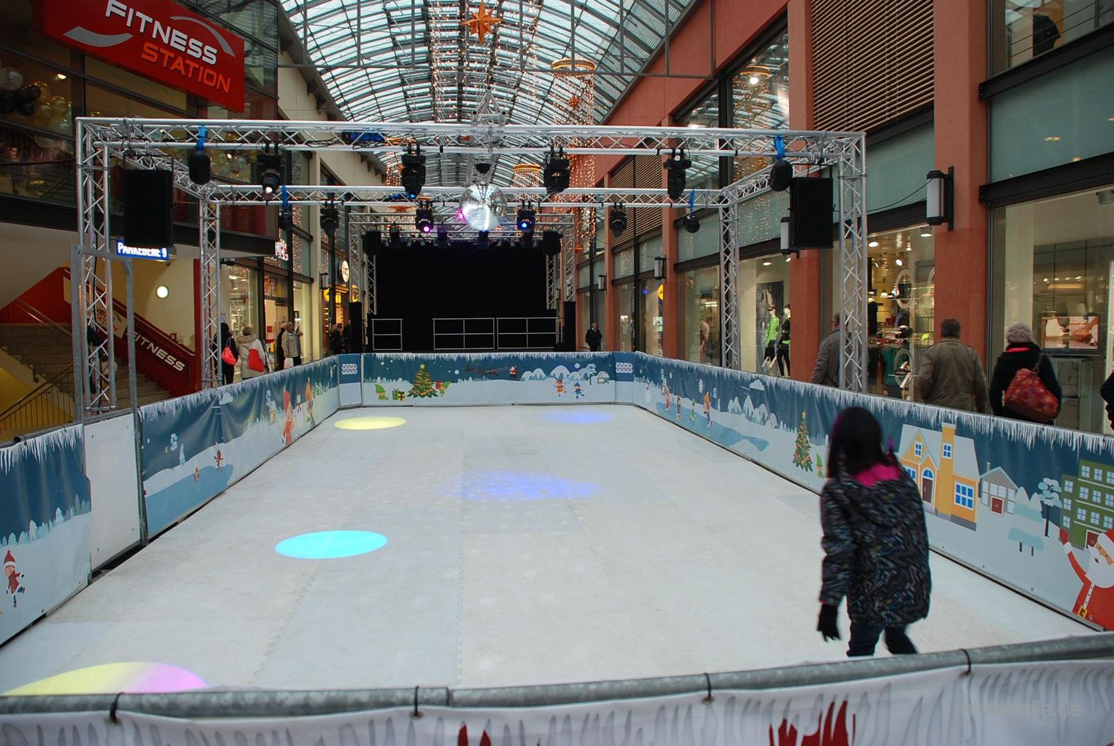 mobile Kunsteisbahn, Eisbahn, Schlittschuhbahn, Kunststoff Eisbahn in