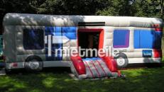Hüpfburg BUS . Überdachter Hüpfspielplatz!