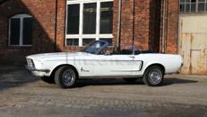 68er Ford Mustang Cabrio - ideale Hochzeitskutsche