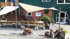 Gastroraum mit Heuherberge und großem Spielgelände