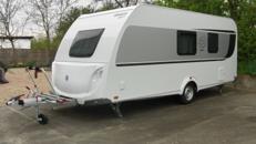 Knaus Sport 500 QDK m. Stockbetten und festem Bett