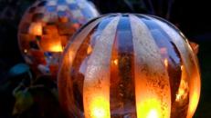 Windlichter & Dekokugeln / Rosenkugel